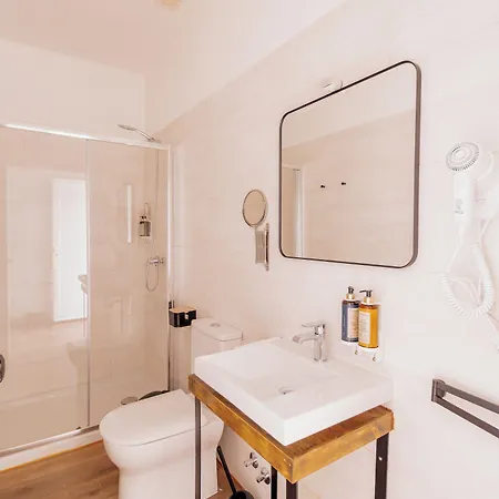 Dear - ベッド・アンド・ブレックファスト