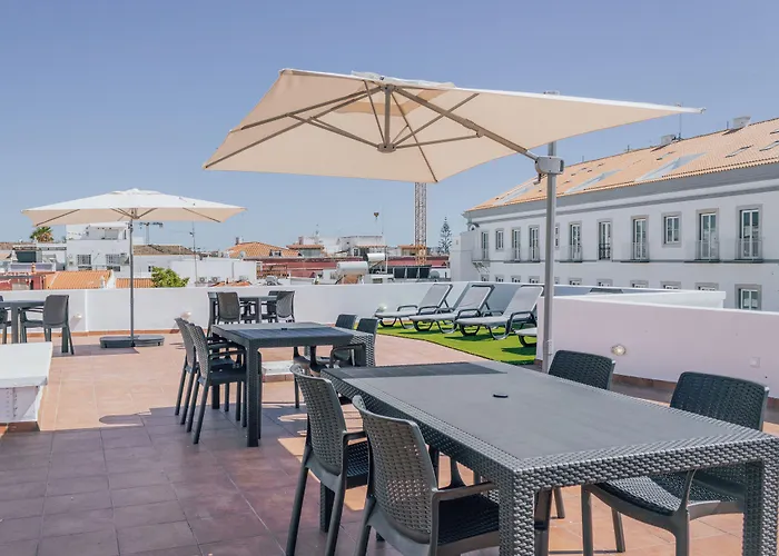 Dear - Oda ve Kahvaltı 5*